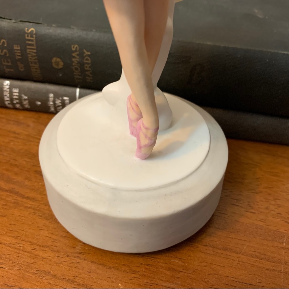 Musical ballerina ceramic figurine works, pretty - Picture 6 of 12